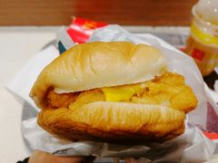 -麦当劳(轻轨曹杨路店)