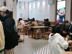 大堂-小满手工粉(杭州滨江龙湖店)