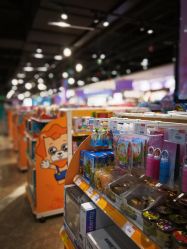 -苏宁红孩子(F6漫时区店)