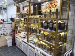 面包甜点陈列柜-冰冰酱老味刨冰绵绵冰(中山路总店)