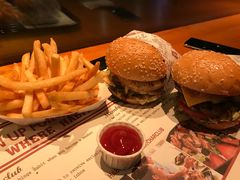 -The Habit Burger Grill 哈比特汉堡(复兴soho店)