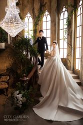 -城市花园婚纱摄影
