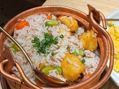 铜锅牛肝菌焖饭-一坐一忘云南菜(卓悦中心)