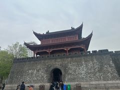 -巴陵广场