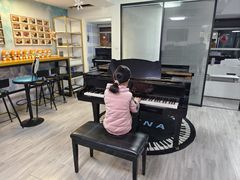 -梅纳·钢琴声乐架子鼓Mena Music(双井店)