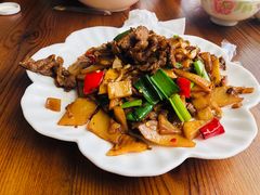 酸笋炒牛肉-牛八宝桂林米粉(八里庄店)