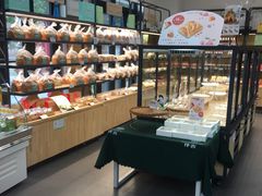 面包甜点陈列柜-KenGee仟吉(吉庆街店)