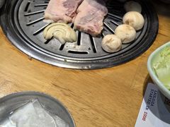 -老炉家木炭烤肉(长江国际店)