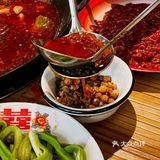现炒底料的川味鱼火锅，涮起来那叫一个香‼️