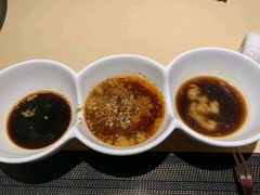 -余欢领鲜火锅(新街口店)