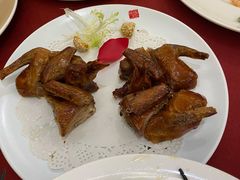 脆皮乳鸽-湛江菜.江南首席(昆山店)
