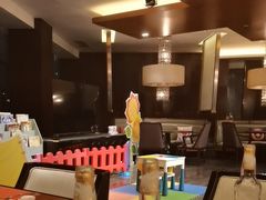 -岷山饭店-芝芝自助餐厅