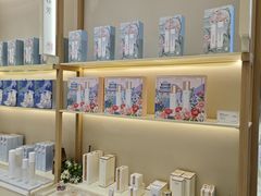 -上海来福士广场