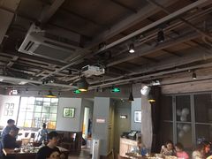 大堂-Geneva日内瓦餐厅(西郊宝成花苑店)