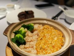 三虾蟹黄捞饭-屋里厢上海菜馆
