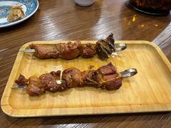 -乡村馕坑肉·烧烤·新疆菜·本地人更爱吃(阿勒泰首店)