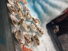 -雍容荟帝王蟹活龙虾展台自助(IFS黑金店)