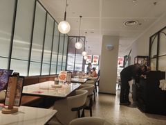 -必胜客(松雷店)