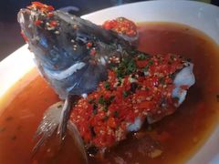 剁椒鱼头-凤凰湘语·海派湘菜(浦东旗舰店)