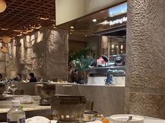 -雍和会海鲜姿造自助(湖东路店)