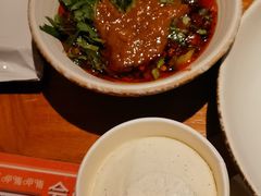 -呷哺呷哺(融创茂店)