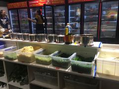 自助调料区-钢管厂歆瑞源油卤串串香(春熙路太古里店)