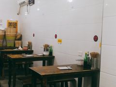大堂-钟太怪噜(小吃街店)