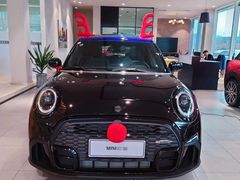 -南充通源宝马4S店(高坪店)