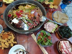-四小区火锅·巷子里的重庆火锅(花照壁店)