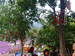 -百里峡七彩艺术小镇