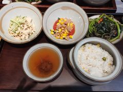 -山食间·中式营养轻餐(保利时光里店)