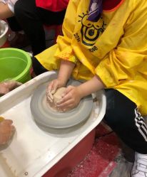 -泥娃娃DIY陶吧(易生活购物公园店)