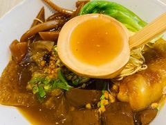 鸡汤-祥利车仔面