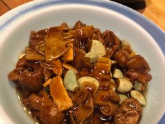 腊八蒜烧肥肠-局气烤鸭·北京菜(前门店)