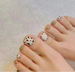 -悦指间美甲美睫