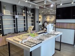 -瑞司视光眼镜·蔡司战略合作眼镜店(新街口店)