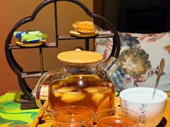 -月亮眼花园餐厅书吧酒吧