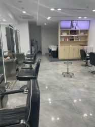 -Coo Hair salon