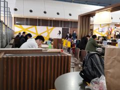 大堂-麦当劳(杭州东站高铁店)