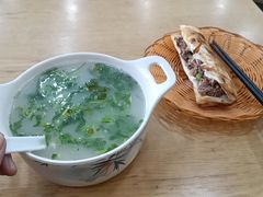 -金诚张妈妈羊汤·驴肉火烧(旧宫佳和园店)