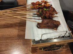 -陈员外正宗夹江烧烤(广福路店)
