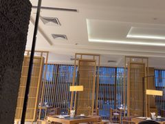 -鱼鲜饭香·招牌汽锅剁椒鱼头王