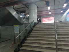 -公园前(地铁站)