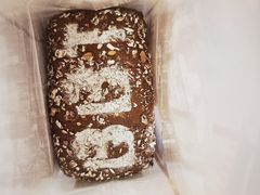 黑豆五谷-爸爸糖手工吐司(苏州环球188店)