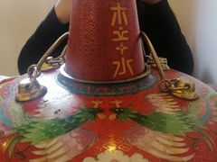 -毛辣果·贵州红酸汤牛肉火锅(西单店)