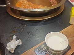 -沸炉重庆老火锅(军事博物馆店)