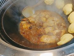 -哈尔滨烧烤·山河村铁锅炖(交大店)