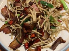 -盐帮食坊•小河帮川菜(四川师大店)