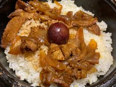 烤牛肉石锅拌饭-百年石锅饭·朝鲜族传统民餐