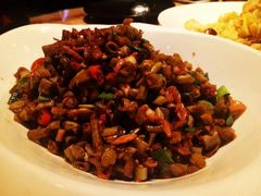 -钟掌勺忘不了地道湘菜(新天地假日广场店)